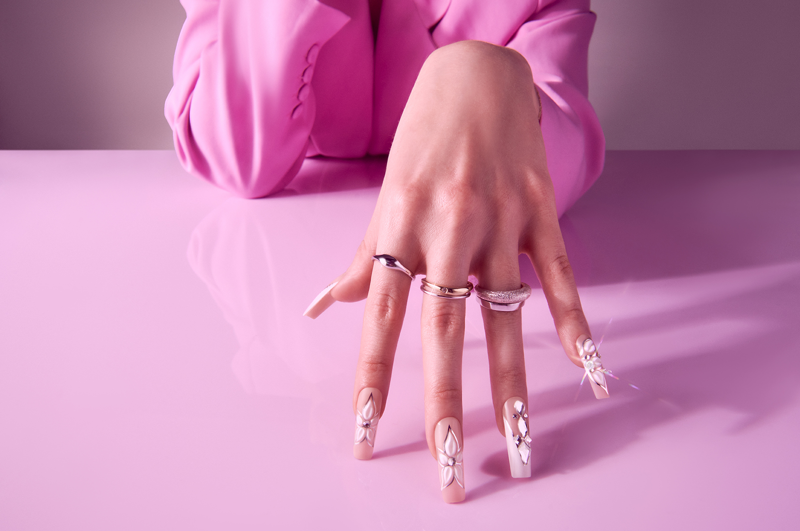 main GFH20_11.24.2025_GoldFinger107005jpg